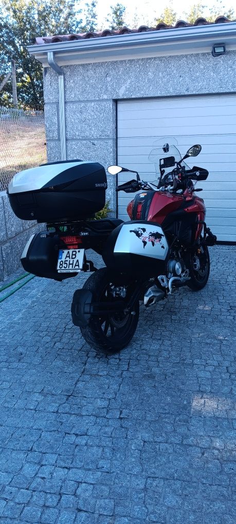 Benelli trk 502 como nova