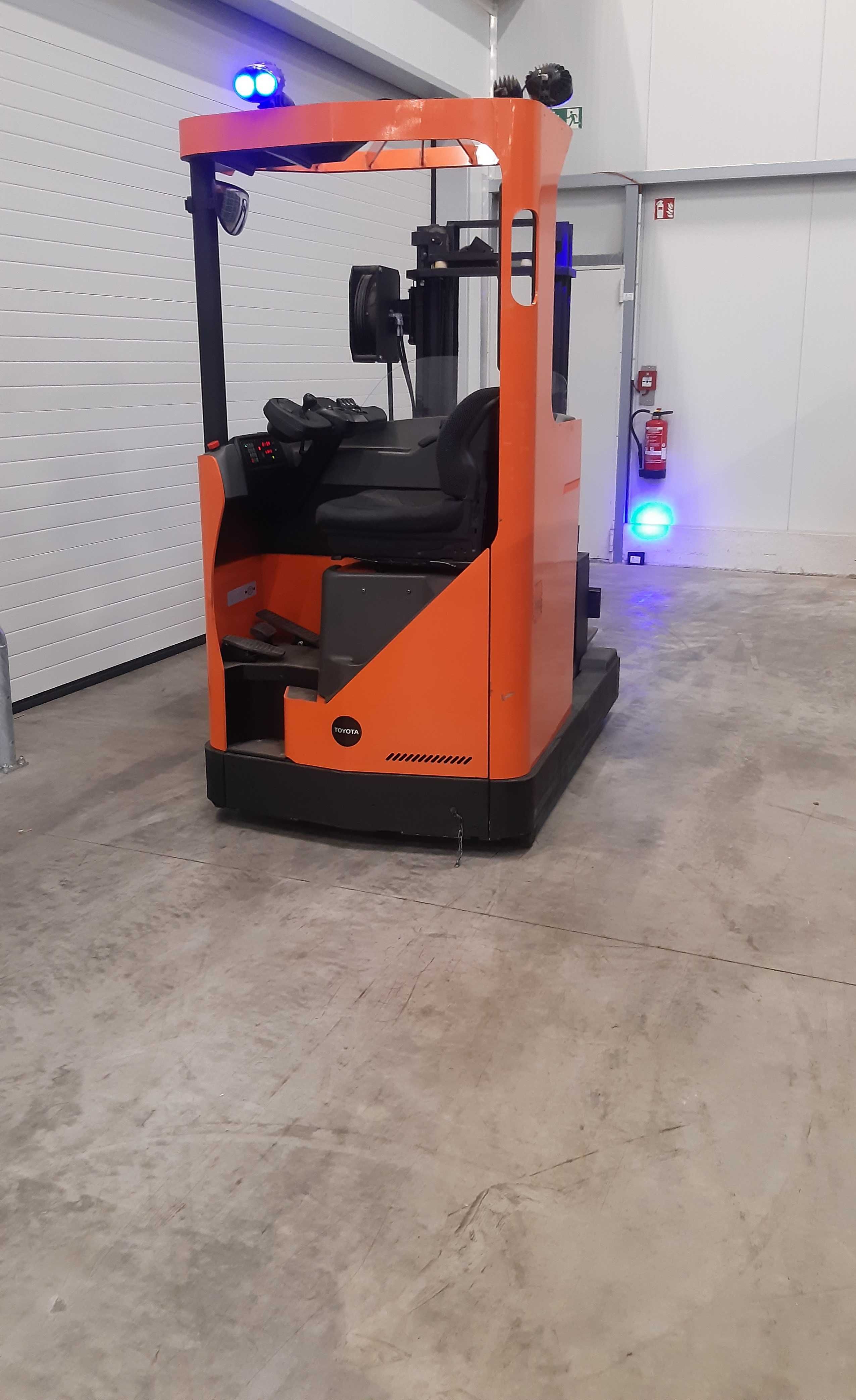 Toyota BT  RRE120M  , wozek wysokiego skladowania