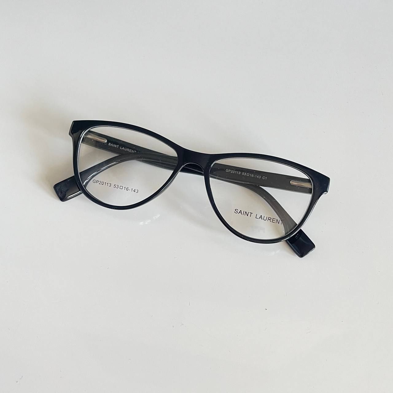Stylowe okulary oprawki- wygodna oprawa, szybka wysyłka