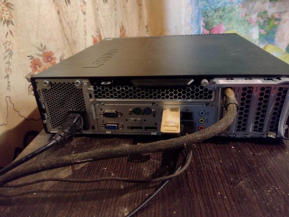 МиниПК  Lenovo ThinkCentre  (i5-6500/16GB DDR4/240GB ssd/WIN)