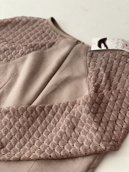 Жіноча сукня