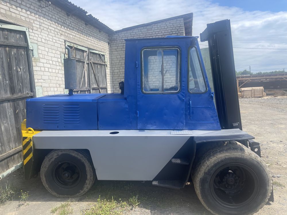 Львівський навантажувач погрущик львовска кара
