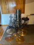 Bateria Ludwig Breakbeats + Hardware Tama + Pratos