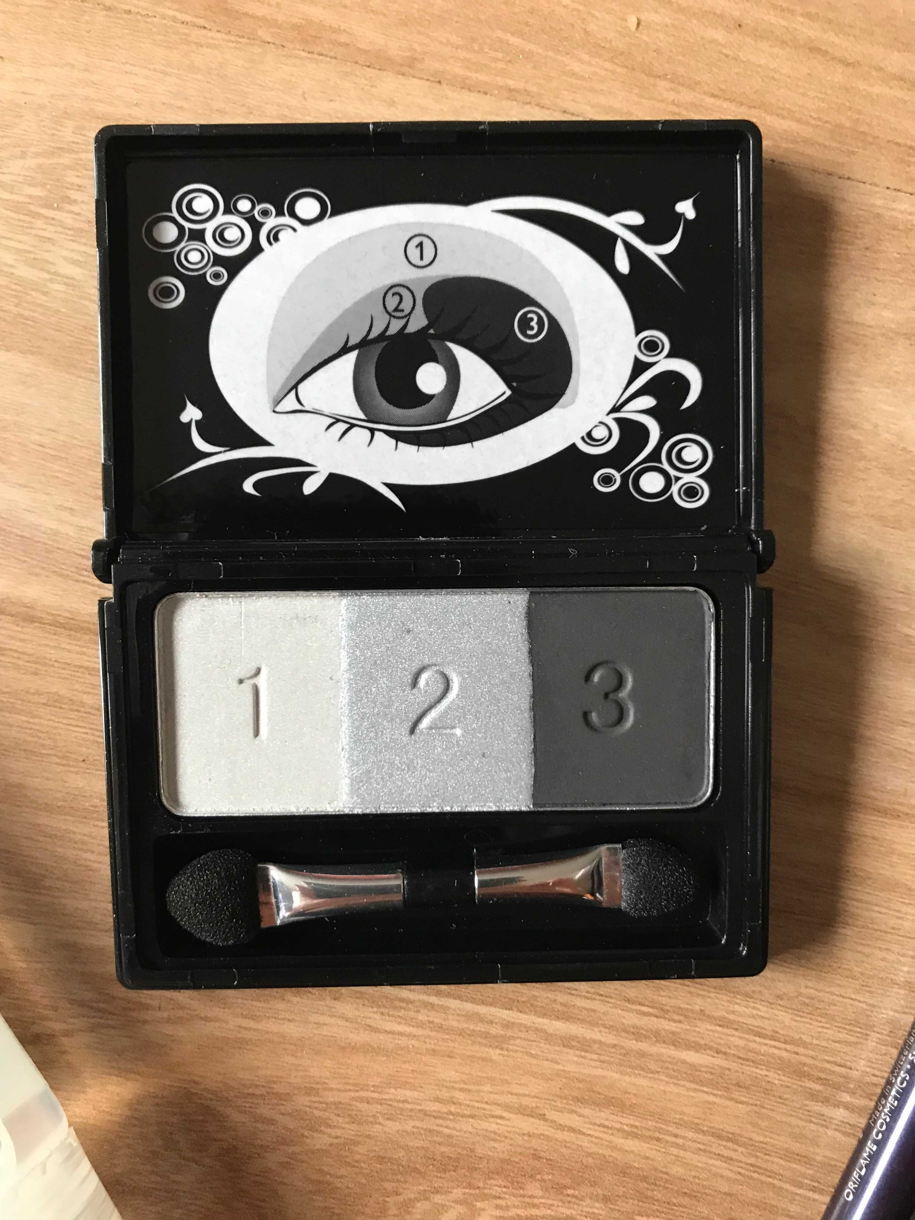 Cień do powiek czarny / srebrny / biały smokey eye Oriflame