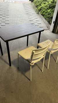 Stolik (biurko) z dwoma krzeslami