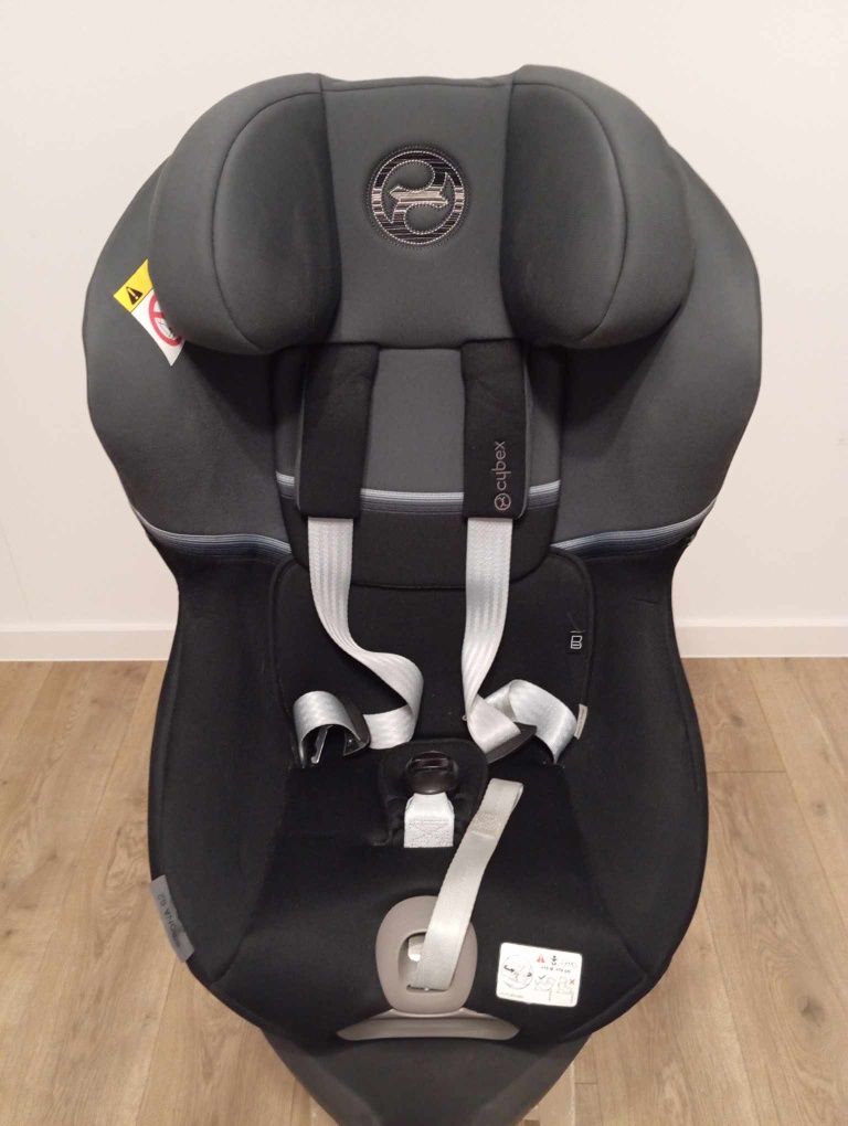 Fotelik obrotowy Cybex Sirona S2 i-Size