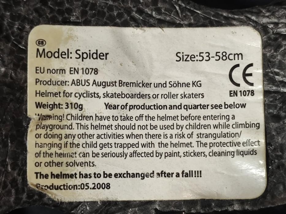 Kask rowerowy Abus model Spider.