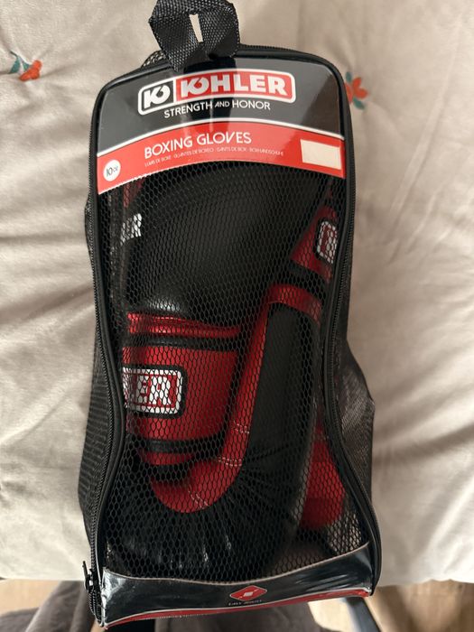 P de luvas de boxe da marca Köhler