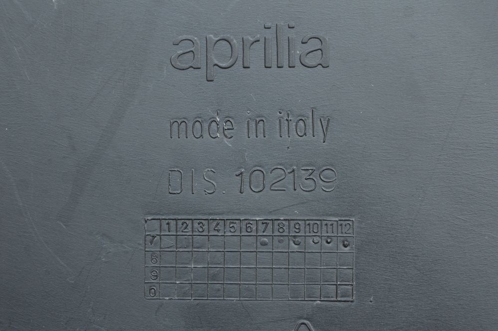Aprilia RS 250 '98-03r OWIEWKA lewa oryginal