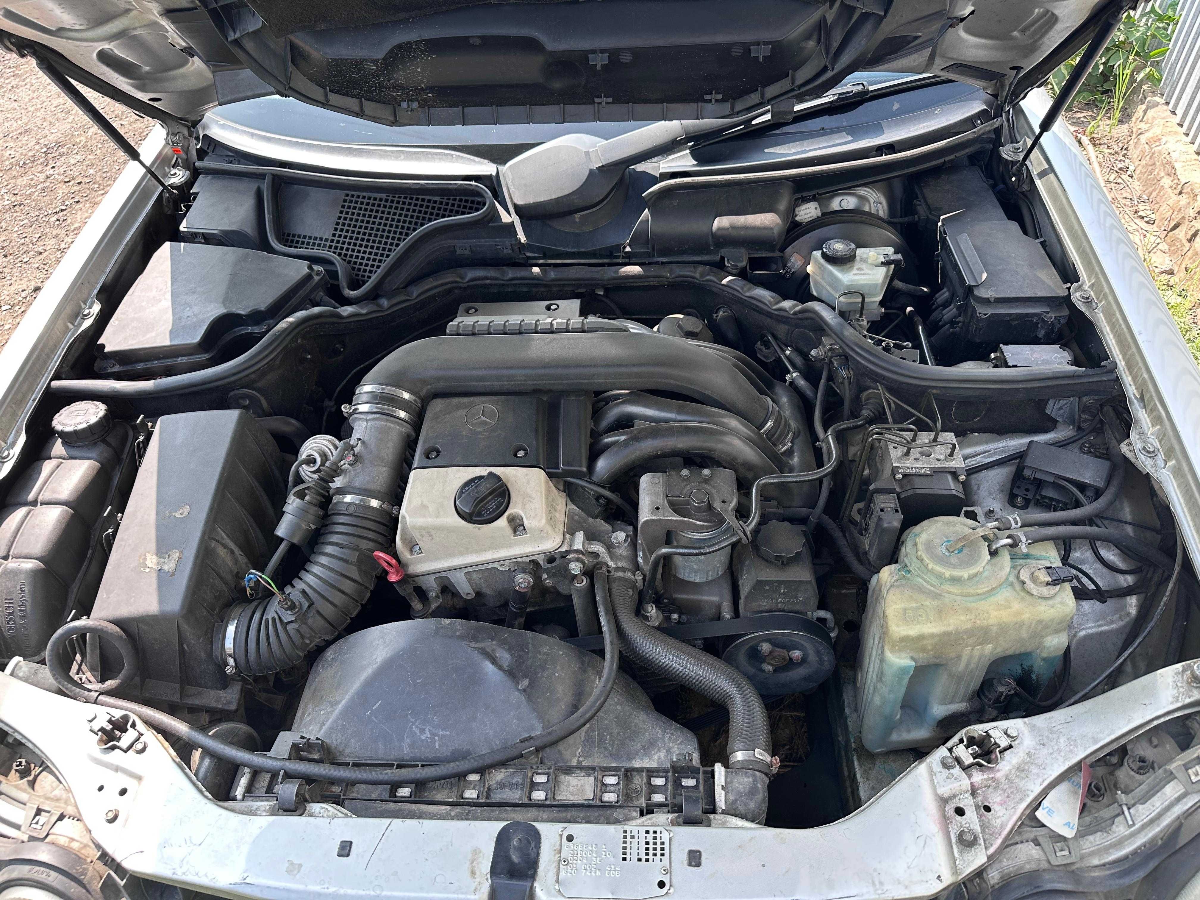 Mercedes Benz W210 E220