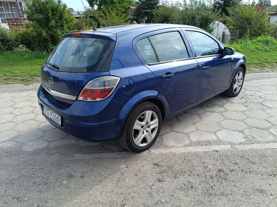 Opel Astra 1.4 Benzyna 2009r Klimatyzacja Aktualne Opłaty