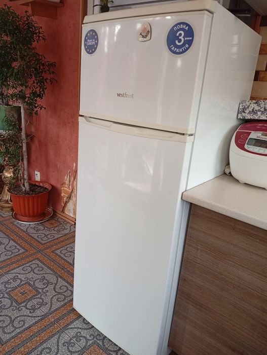 Холодильник б/у Vestfrost