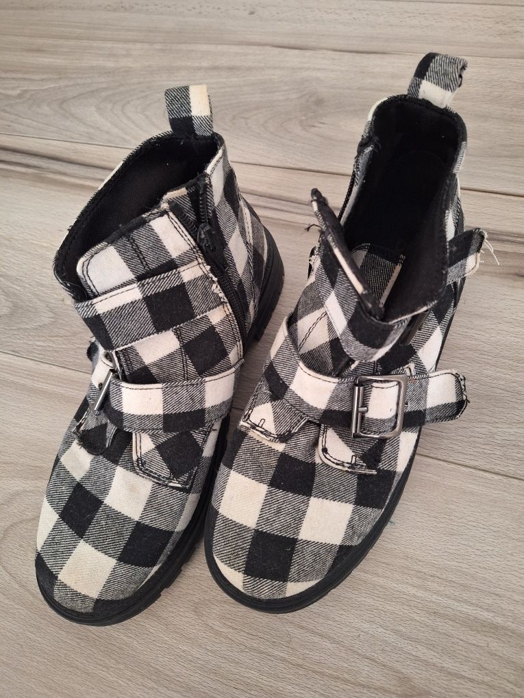 Buty zimowe rozmiar 37,5