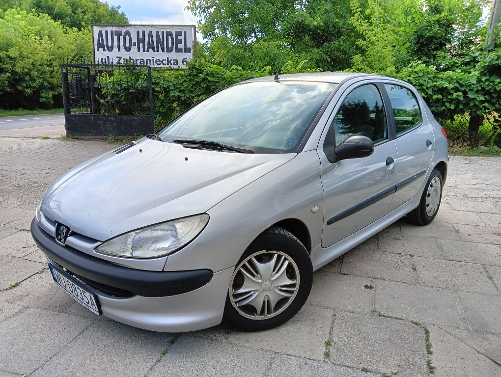 Peugeot 206 1,1 Benz 01r bdb stan ładny zadbany do jazdy