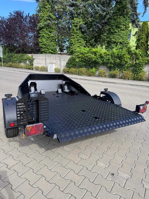 Lorries MT2 Black Edition Przyczepa na dwa motocykle Dostępne od ręki