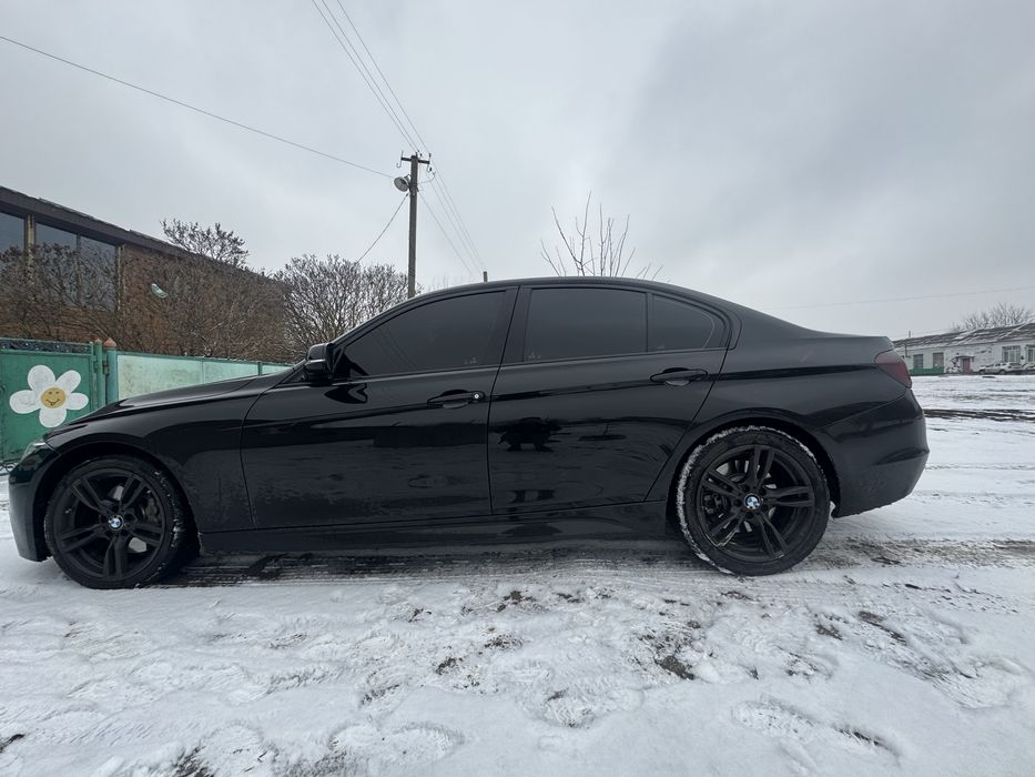 Бмв ф30 330і механіка