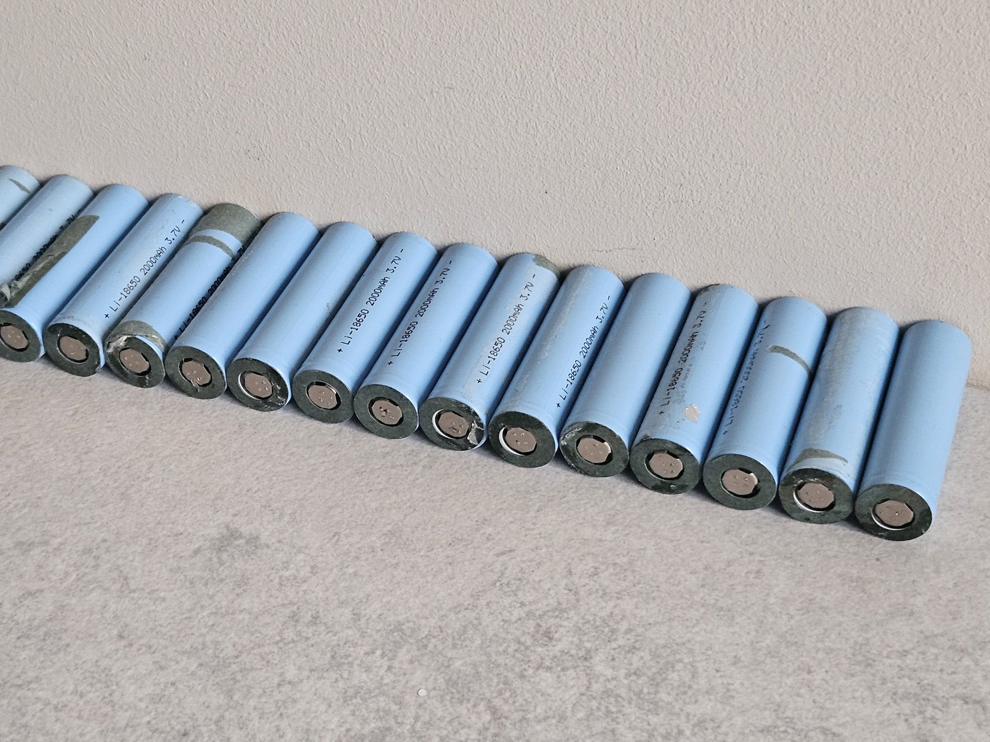 Bateria ogniwo 18650 – 20 sztuk, pojemność 2000mAh, w pełni sprawne!