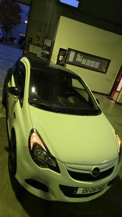 Opel corsa OPC 192cv