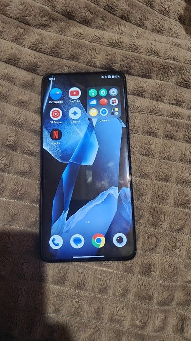 Смартфон OnePlus 13 16/512GB Black Eclipse