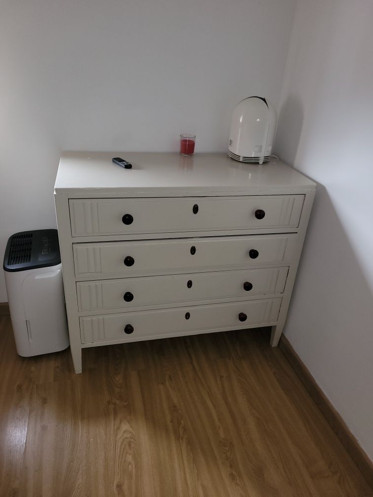 Cómoda de quarto