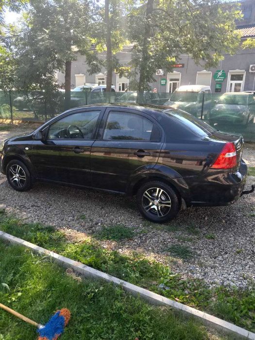 Продаю авто Шевралет авео