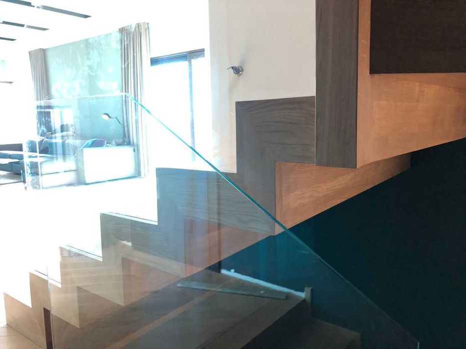 Schody dywanowe dębowe wewnętrzne