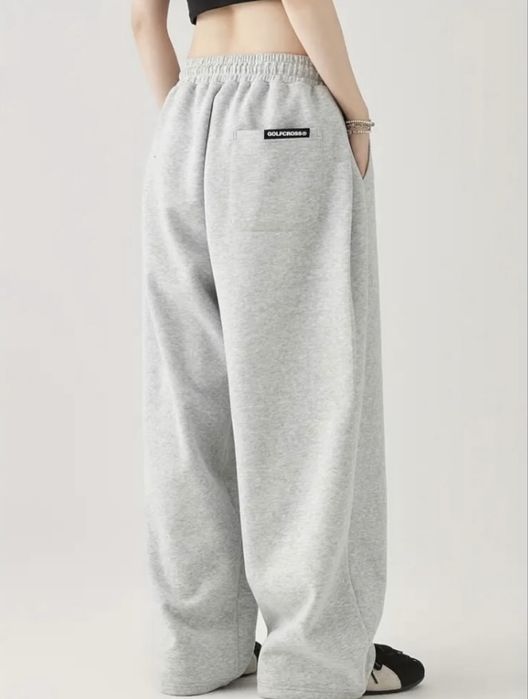 Сірі штани оверсайз