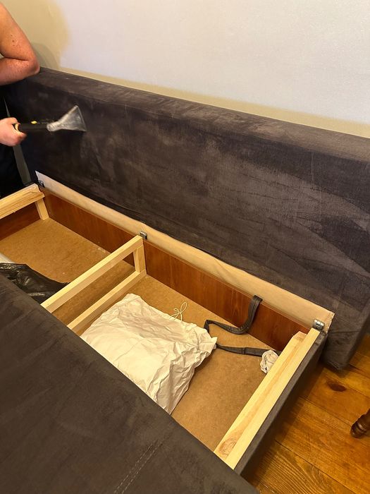 Диван в гарному стані євро книжка