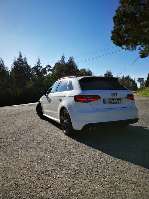 Audi A3 8V S line 184CV