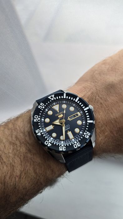 Seiko 5 sports diver