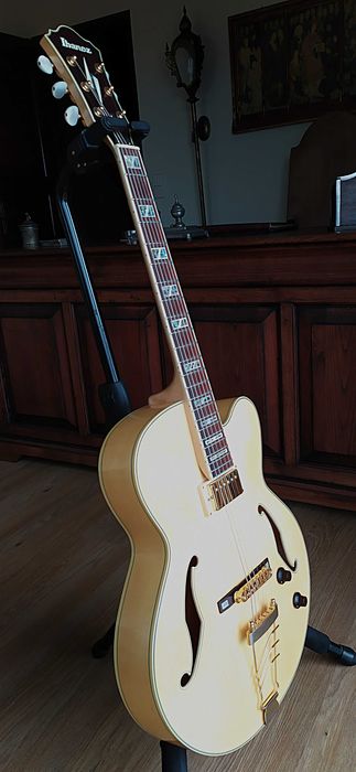 Ibanez Pat Metheny Signature