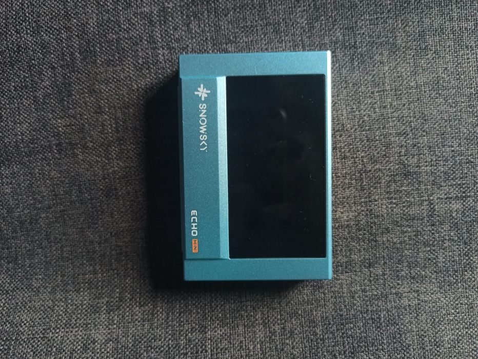 Odtwarzacz muzyki MP3 "Fiio Snowsky echo mini" w stylu retro.Hi-Res.