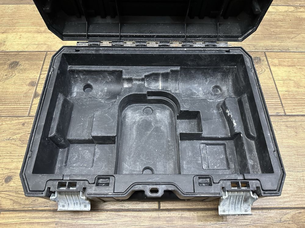 Walizka transportowa DeWalt TSTak na DCD796 i DCF887
