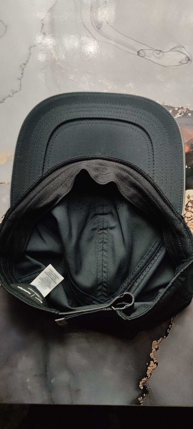 Кепки бейсболка nike dri fit нові