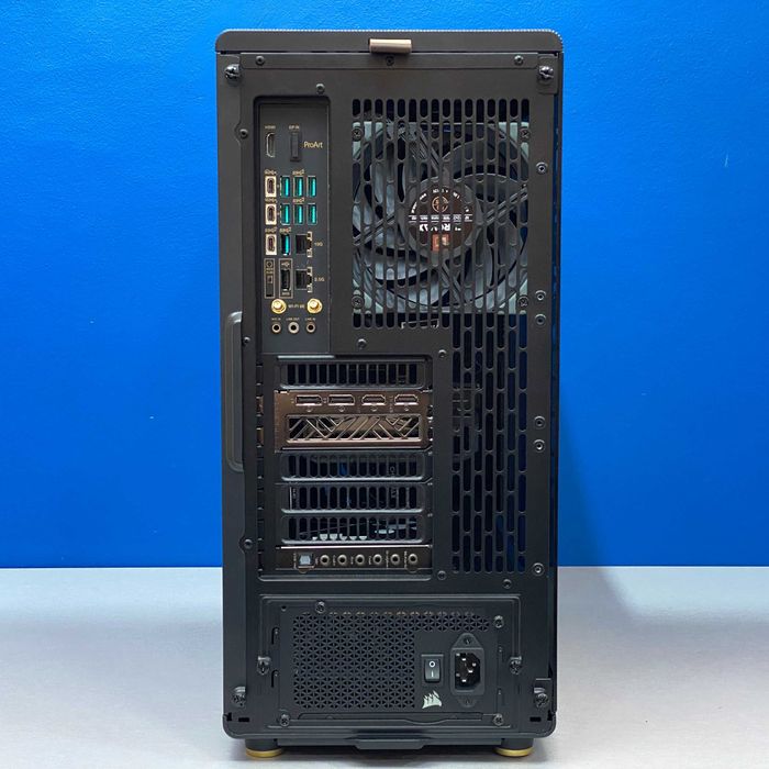 Torre Fractal Design North (Ryzen 9 7950X3D/64GB/2TB/7900 XTX 24GB)