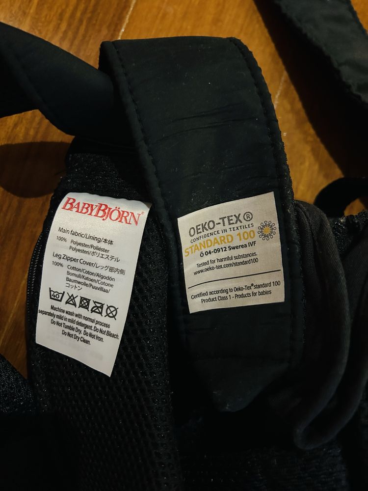 Mochila Babybjorn airmesh [versão mais cara] como nova - preta