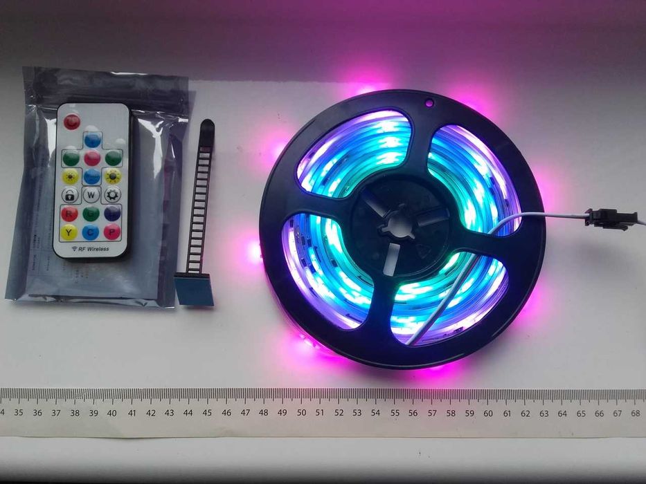 LED 5m RGBIC,prawiej jak ARGB, SMD 5050, IP65, pilot, 500cm NOWE Taśma