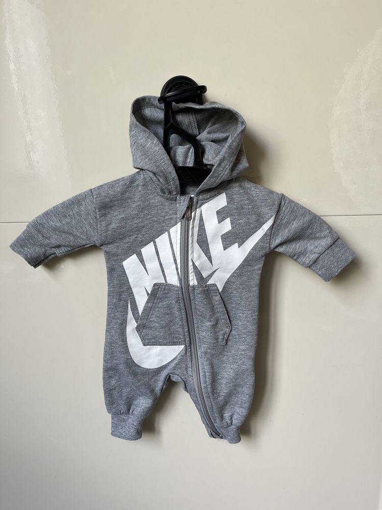 Дитячий костюмчик Nike Newborn розмір 50-56 см