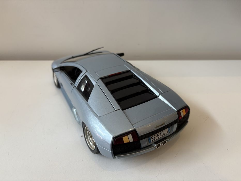 Model Lamborghini Murcielago 1:18 BBurago Burago (maisto welly)