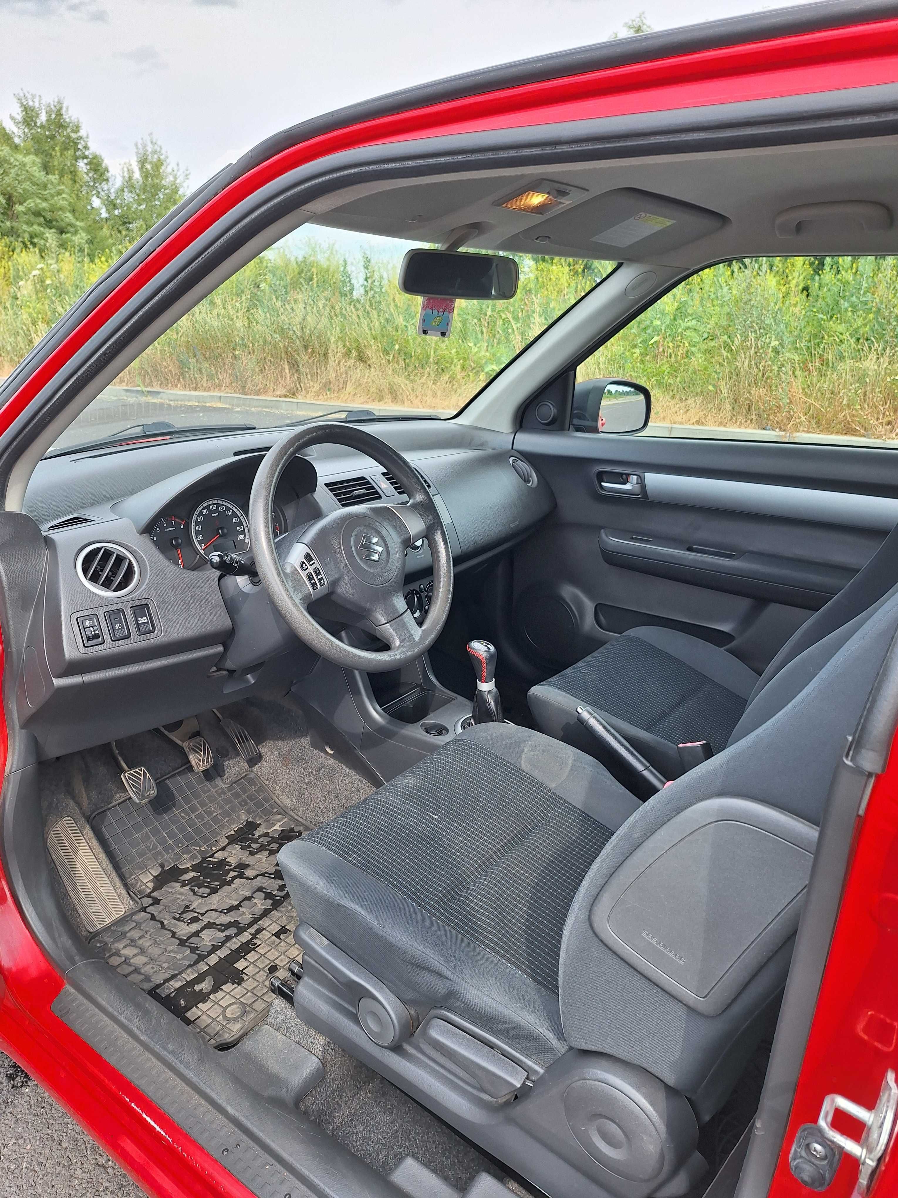 Suzuki SWIFT 1.5 Benzyna
