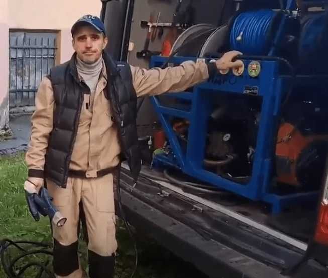 Услуги сантехника в Броварах. Чистка канализации, замена труб