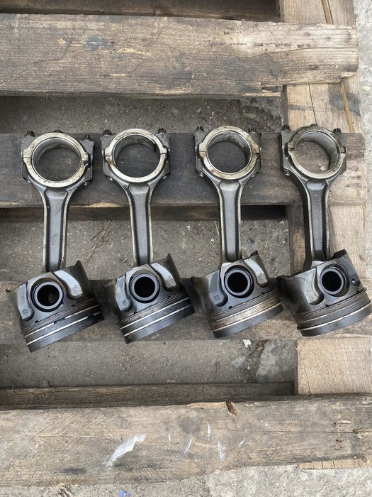 Комплект поршней оригинал Ford Transit 2.0 Tdi дизель