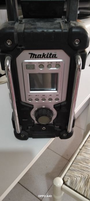 Radio Makita ...