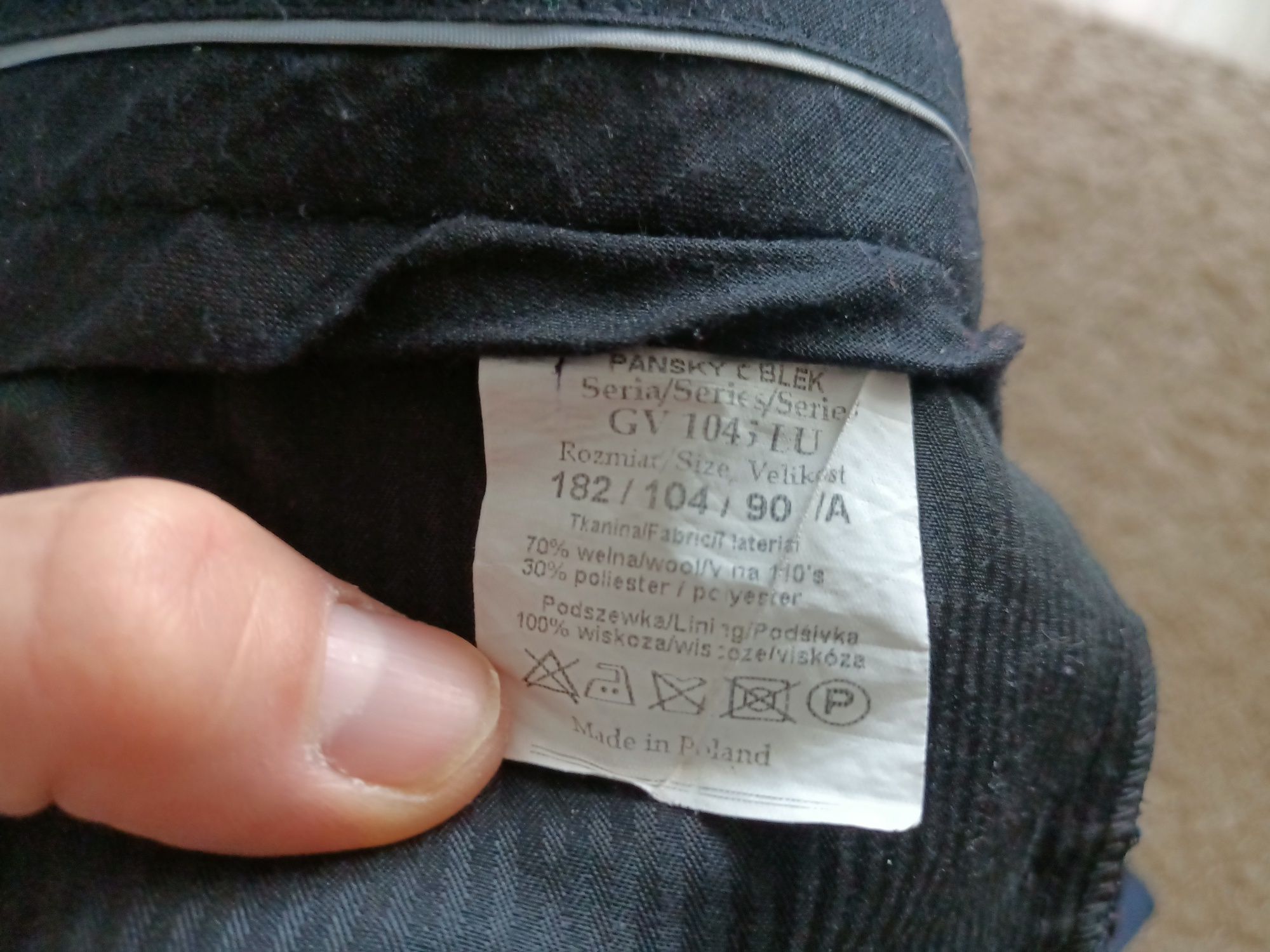 Garnitur  Westus(wełna 70%)Slim