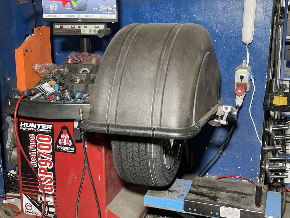 Wyważarka Hunter 9700 z testem drogowym