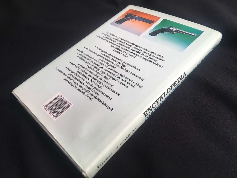 Książka broń pistolet Encyklopedia Pistoletów i Rewolwerów