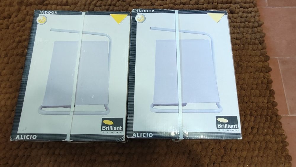 Candeeiros NOVOS vários - de stock de loja que fechou! Oportunidade