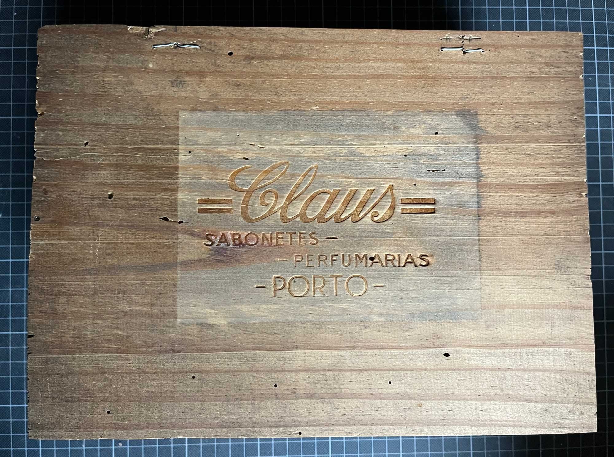 Caixa antiga de sabonetes CLAUS – Ach Brito