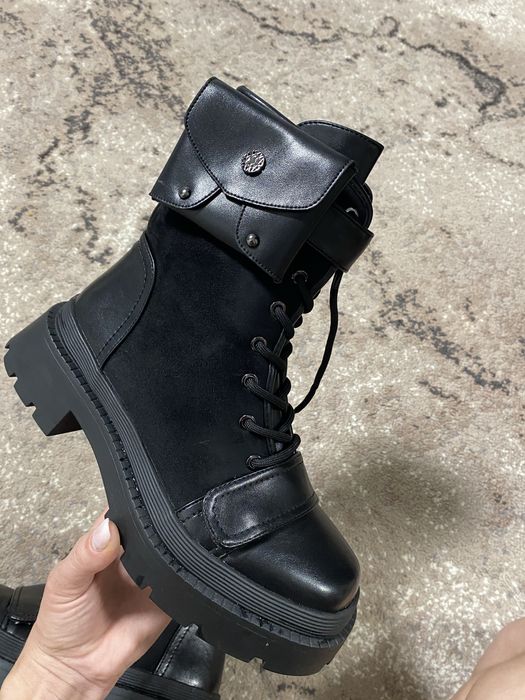 Ботінки 38 р на флісі