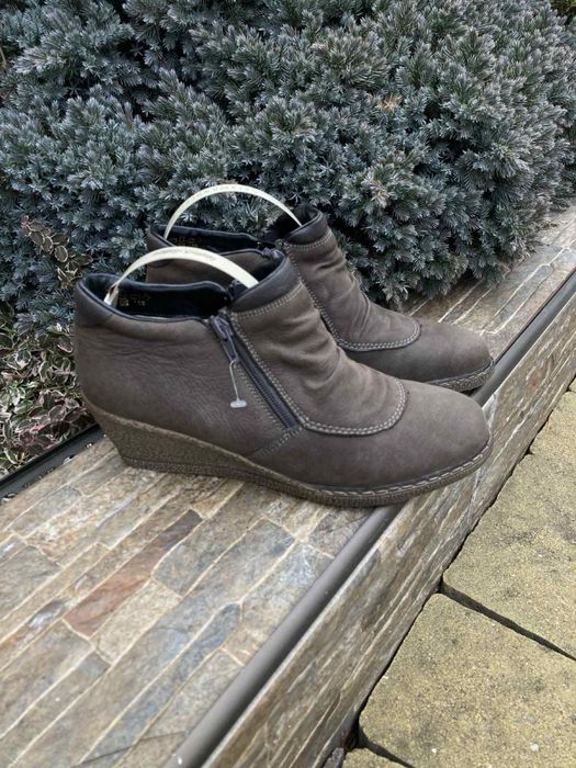 Comforto by Rieker жіночі ботінки шкіра 39р оригінал